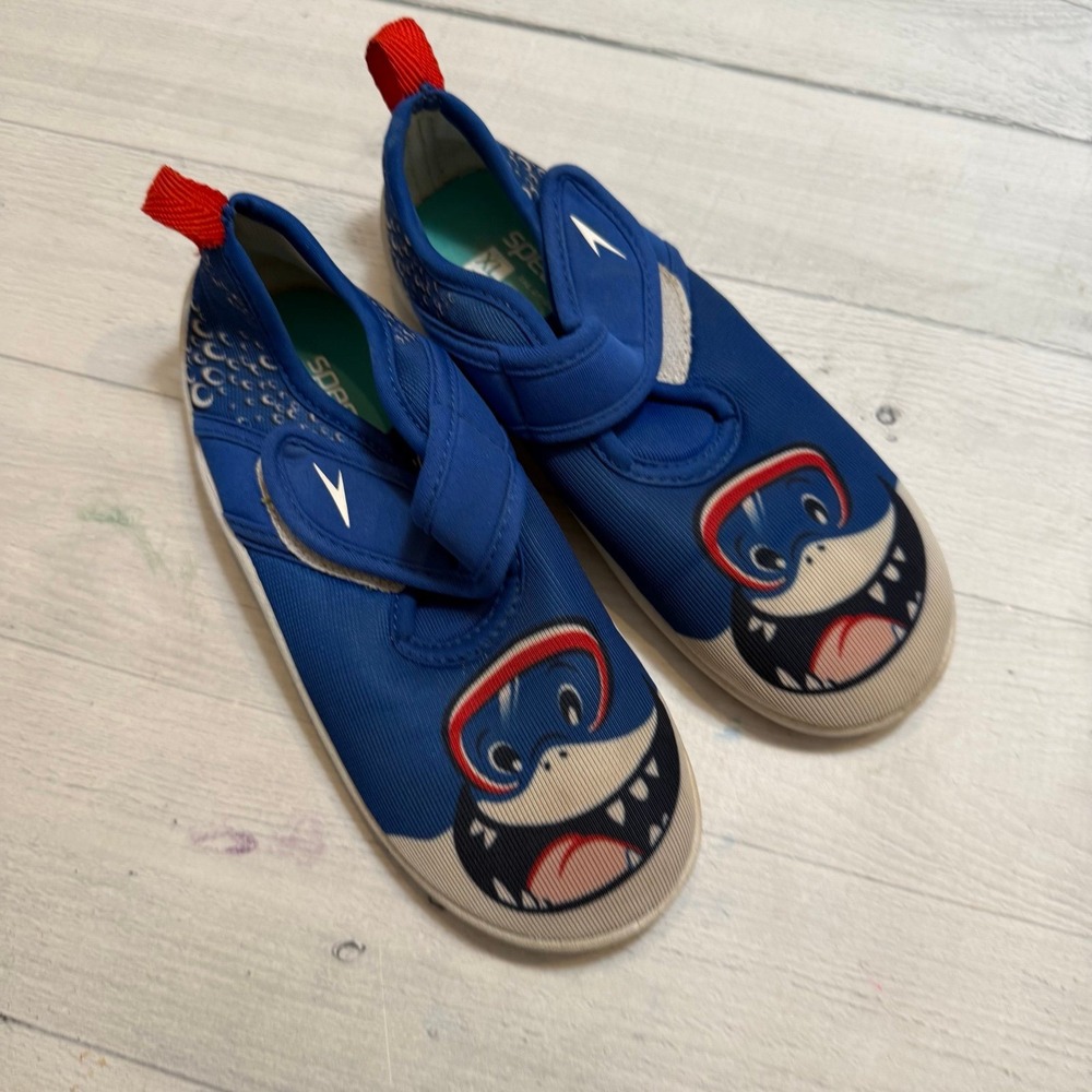Speedo kids water shoes shark face‎ little kids size 11/12